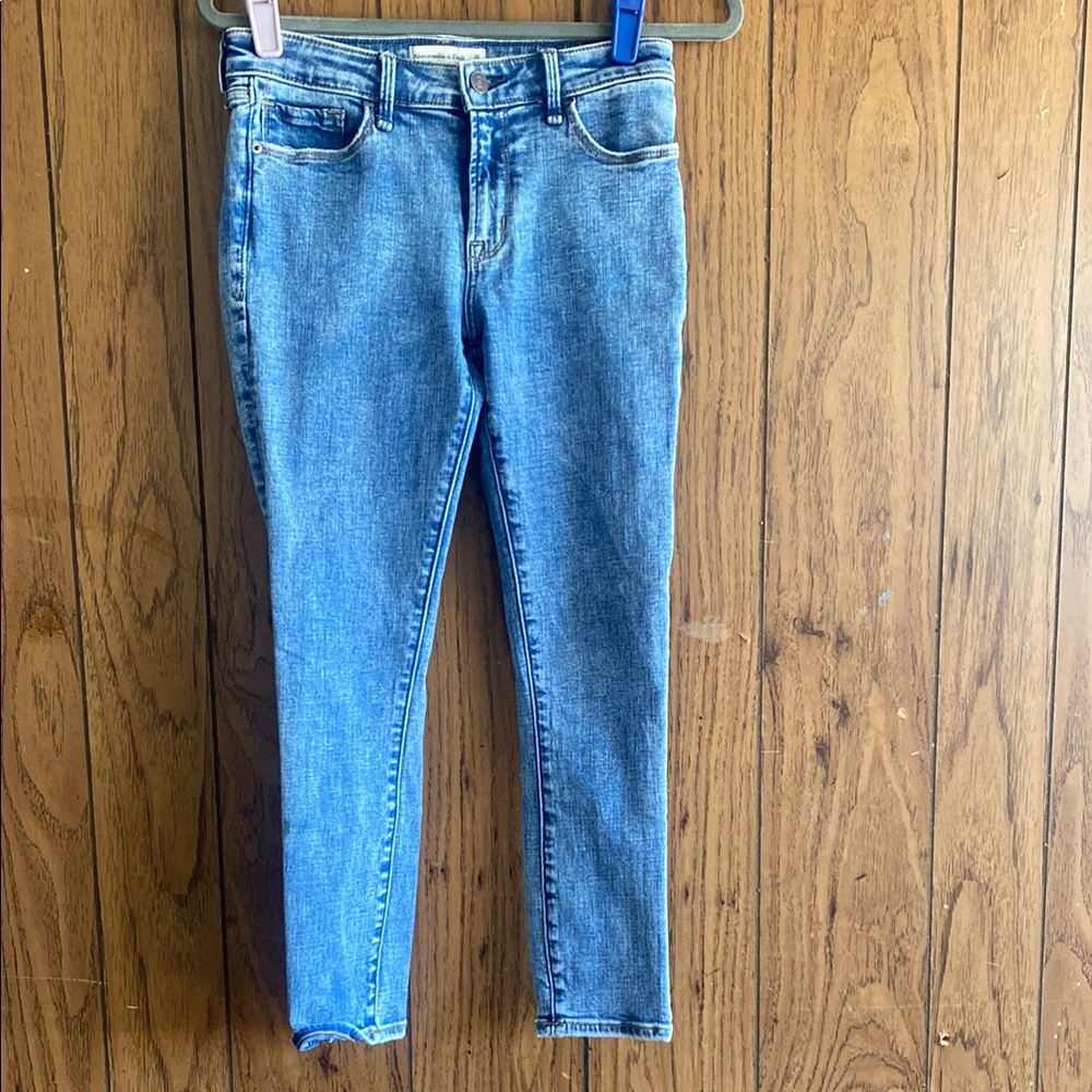Abercrombie & Fitch Blue Ankle Cropped Jeans